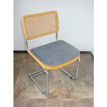 Krzesło vintage do jadalni i gabinetu